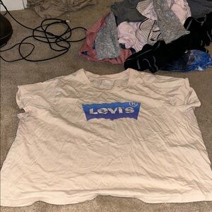 Levi's pink T-Shirt with Blue Logo